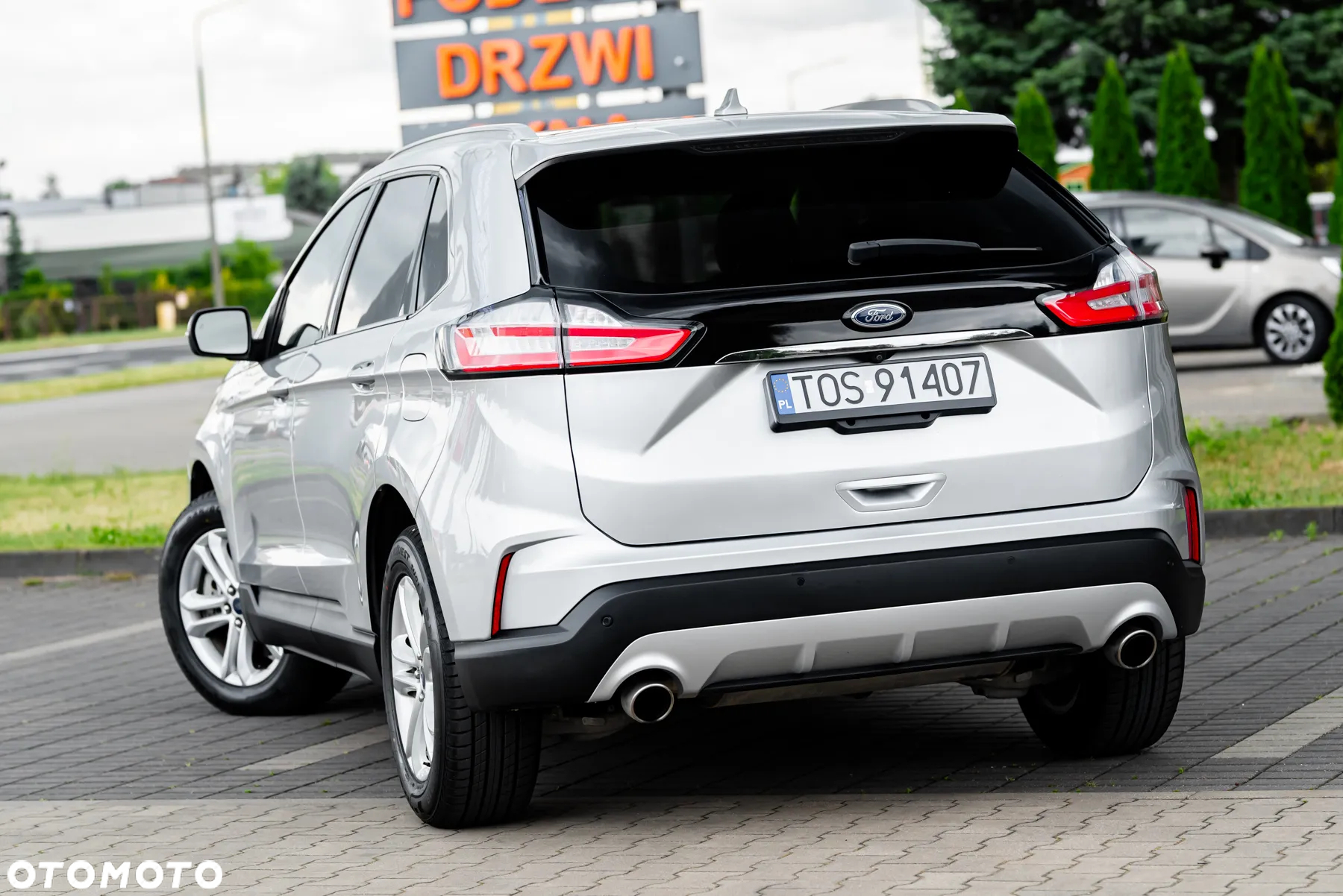 Ford Edge - 12