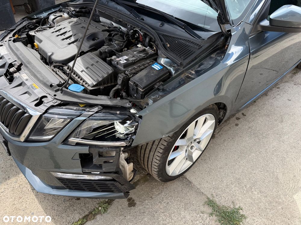 Skoda Octavia 2.0 TDI (Green tec) RS - 29
