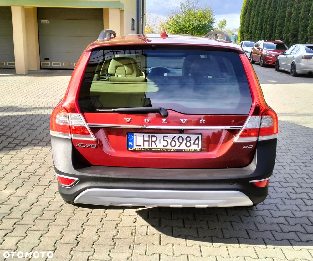 Volvo XC 70 3.2 AWD Momentum - 8