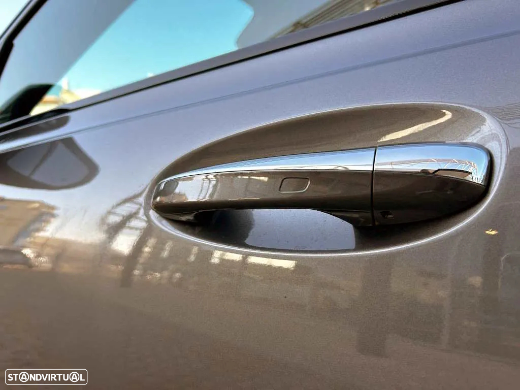 Mercedes-Benz EQB 250 AMG Line - 13