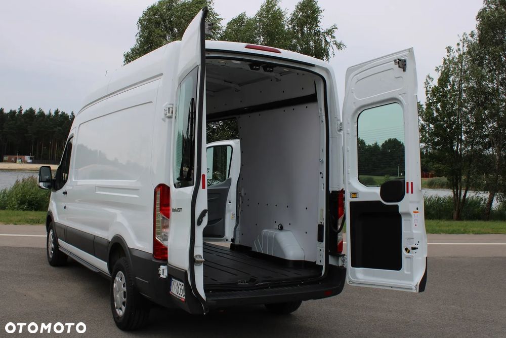Ford Transit - 19