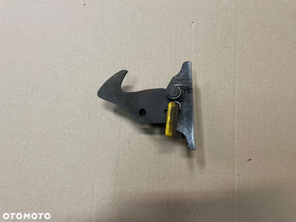 Zamek maski bmw 3 e90 e91 - 1