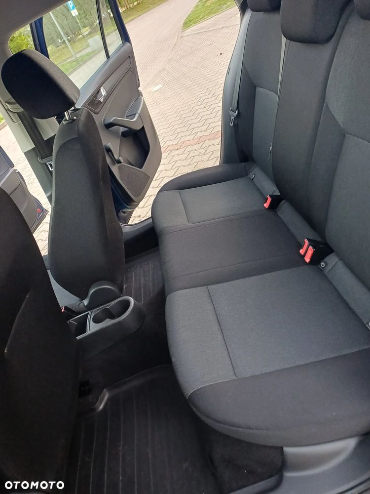Skoda RAPID 1.0 TSI Active - 14