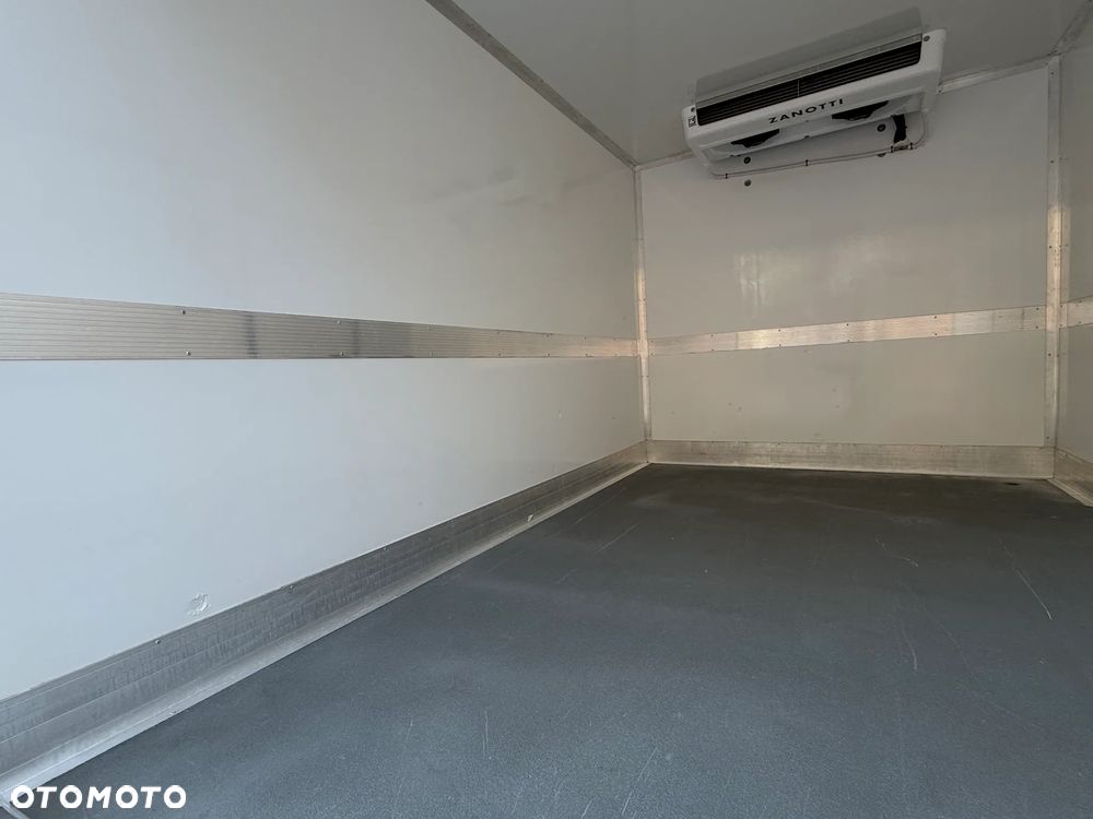Renault Master Chłodnia Izoterma 6Epalet / Agregat Zanotti / Zabudowa MRauto / Salon PL / Po przeglądzie / FV23% - 24