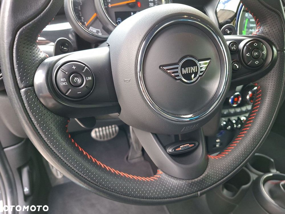 MINI Cooper S John Works Trim sport - 16