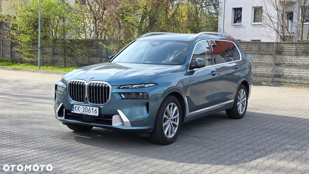 BMW X7 2024 photo 3