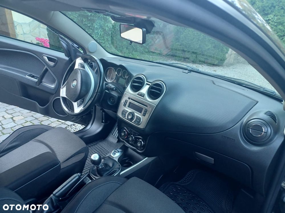 Alfa Romeo Mito 1.4 16V Junior - 11