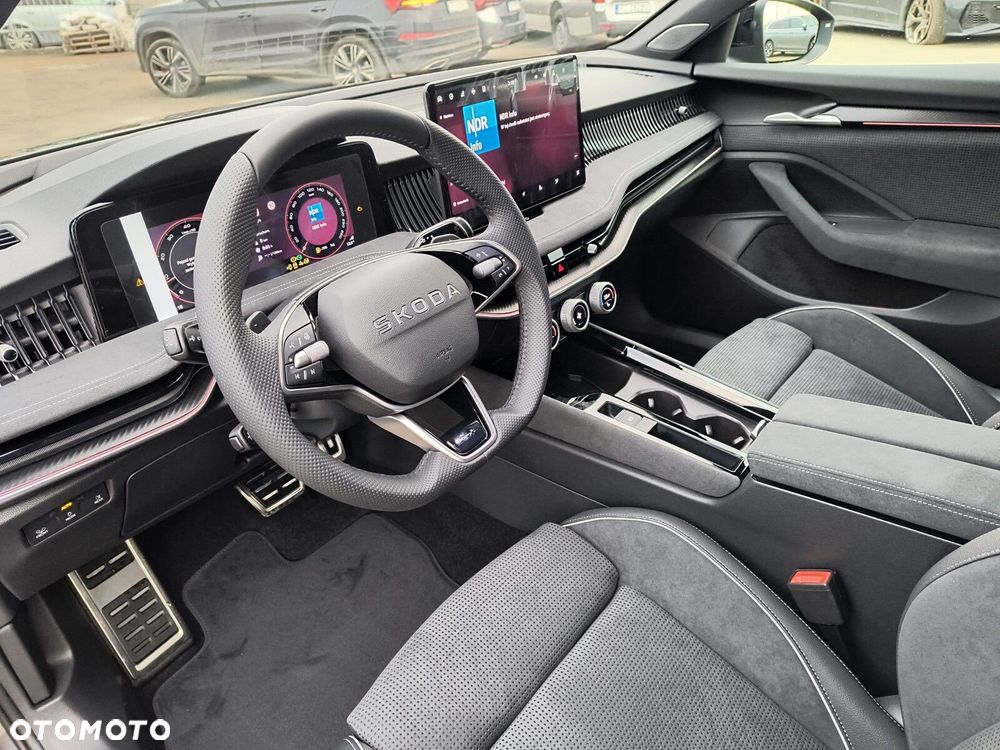 Skoda Superb 2.0 TSI Sportline DSG - 9