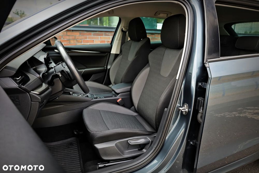 Skoda Octavia 2.0 TDI SCR Ambition DSG - 23