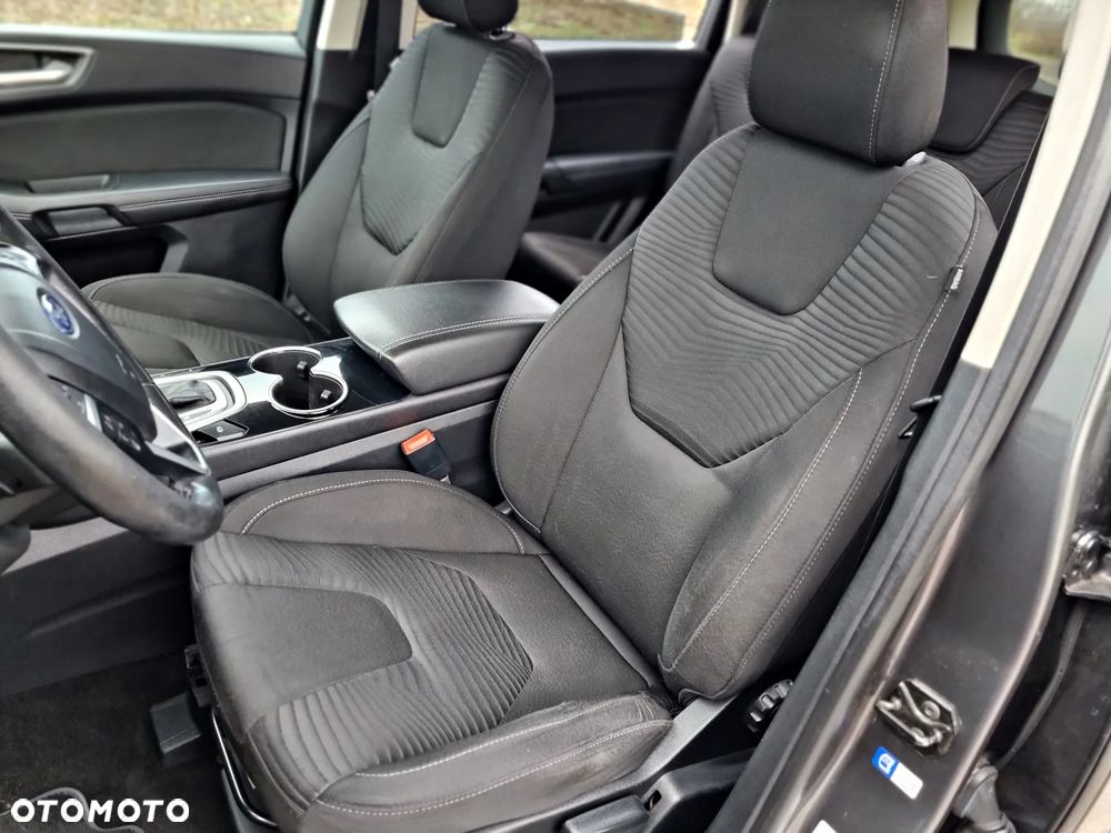 Ford S-Max 2.0 TDCi DPF Titanium - 23