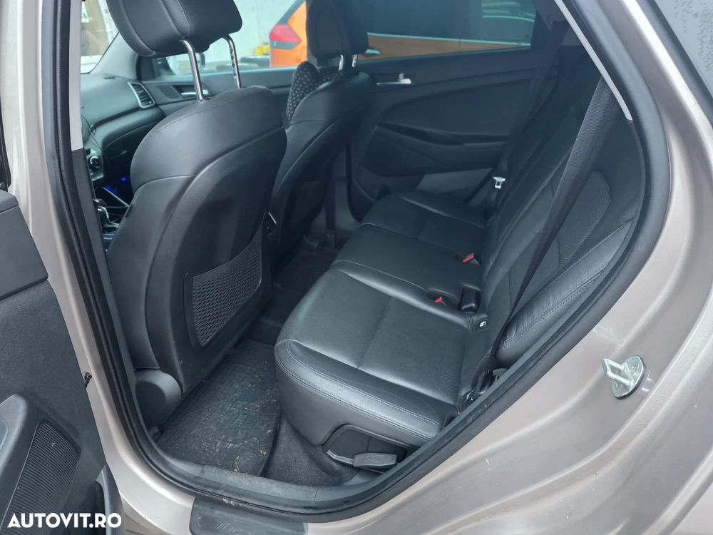 Hyundai Tucson 2.0 CRDI 4WD 6AT Luxury Pack+ - 5