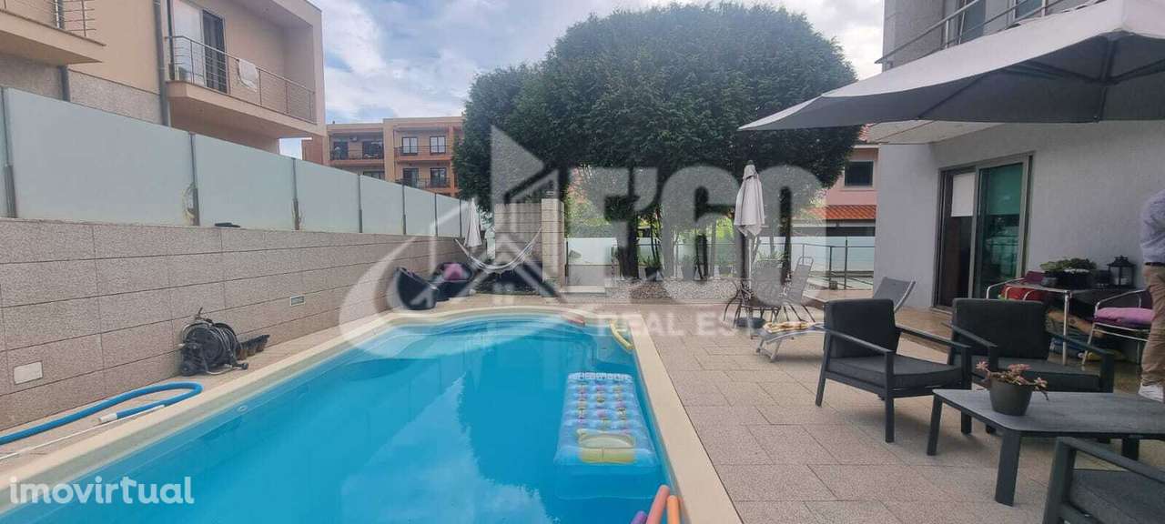 MORADIA T5 COM PISCINA S. FELIX DA MARINHA - Grande imagem: 4/56