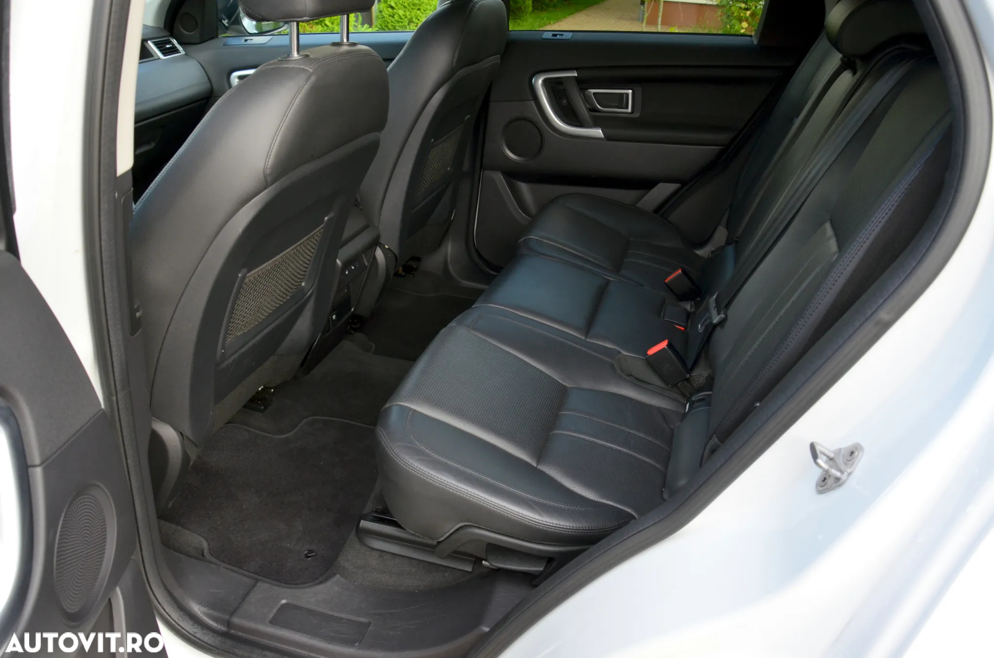 Land Rover Discovery Sport 2.0 l TD4 HSE Luxury Aut. - 15