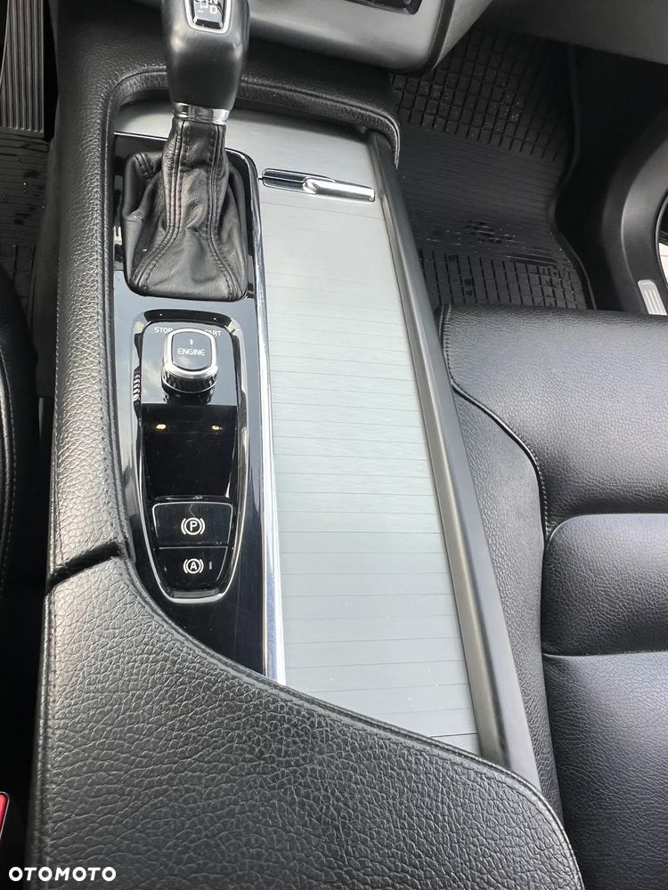 Volvo XC 90 D5 AWD Inscription 7os - 23
