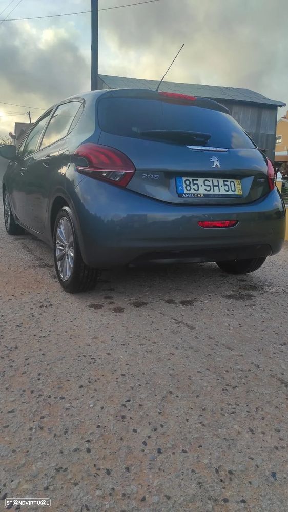 Peugeot 208 1.2 PureTech Style - 4