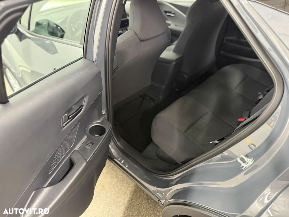 Toyota C-HR 1.8 HEV 140 CP 4x2 CVT Active - 14