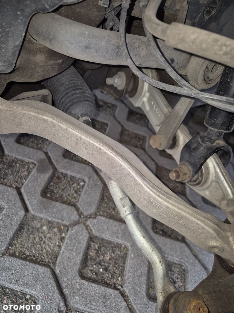 Mercedes-Benz Klasa E 320 T Avantgarde - 23