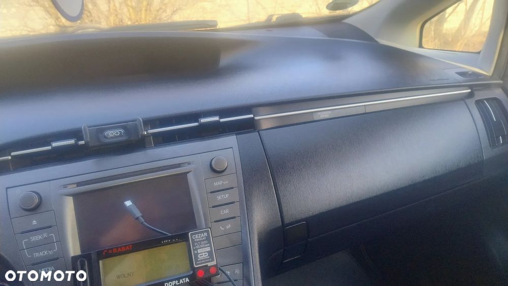 Toyota Prius - 13