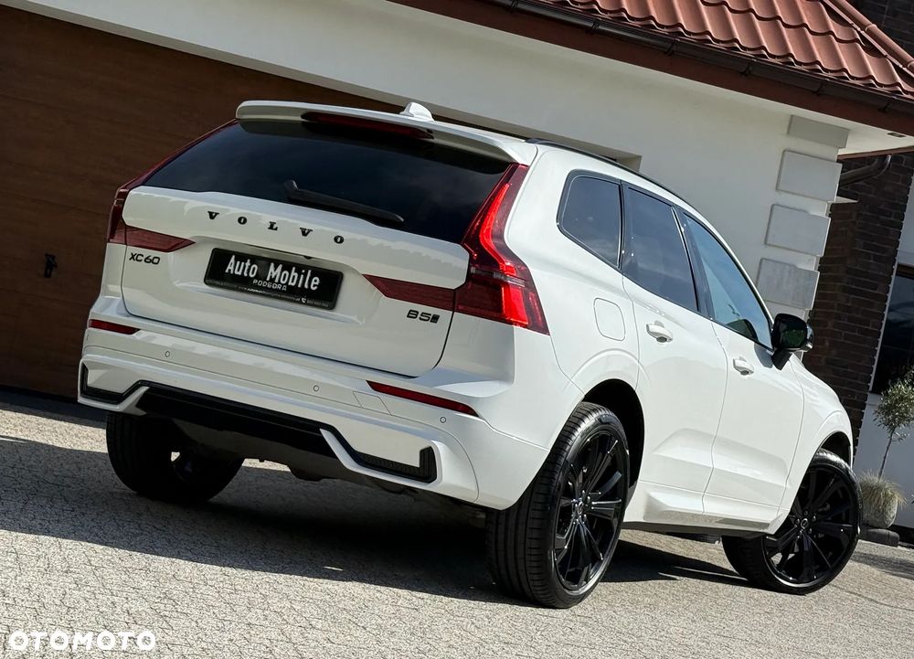 Volvo XC 60 B5 B AWD Plus Dark - 5