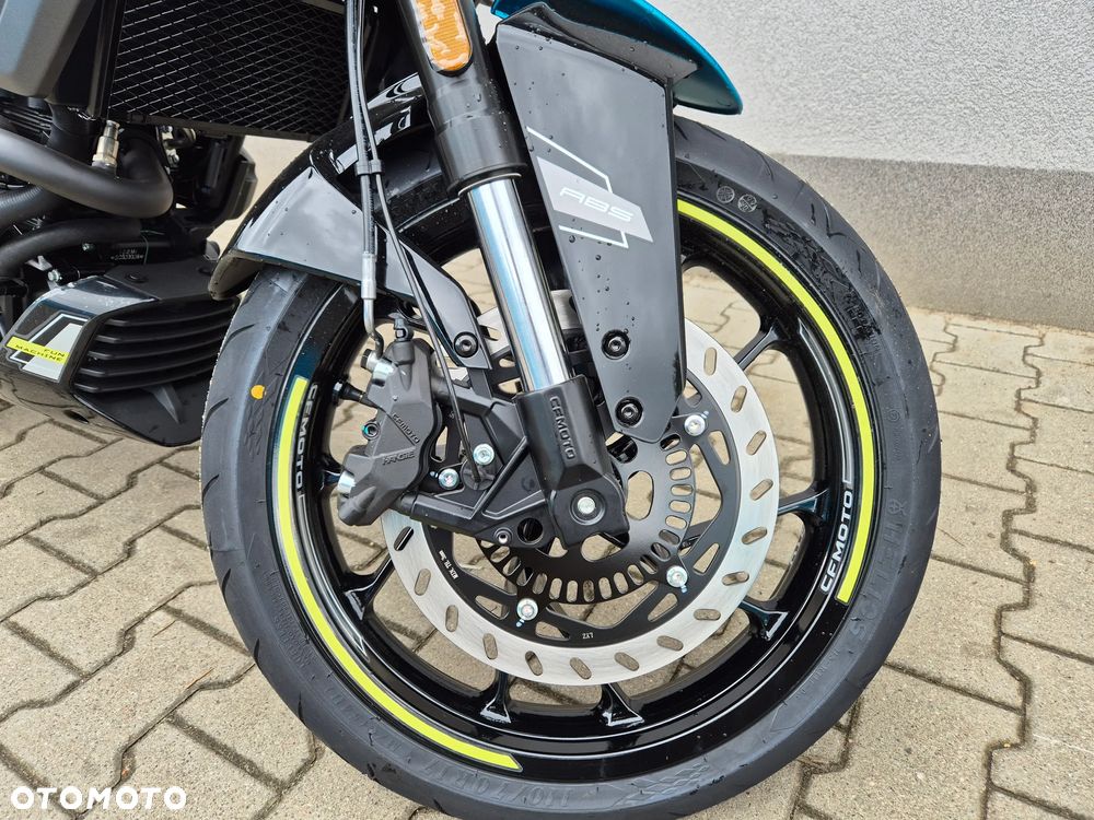 CFMoto NK - 33