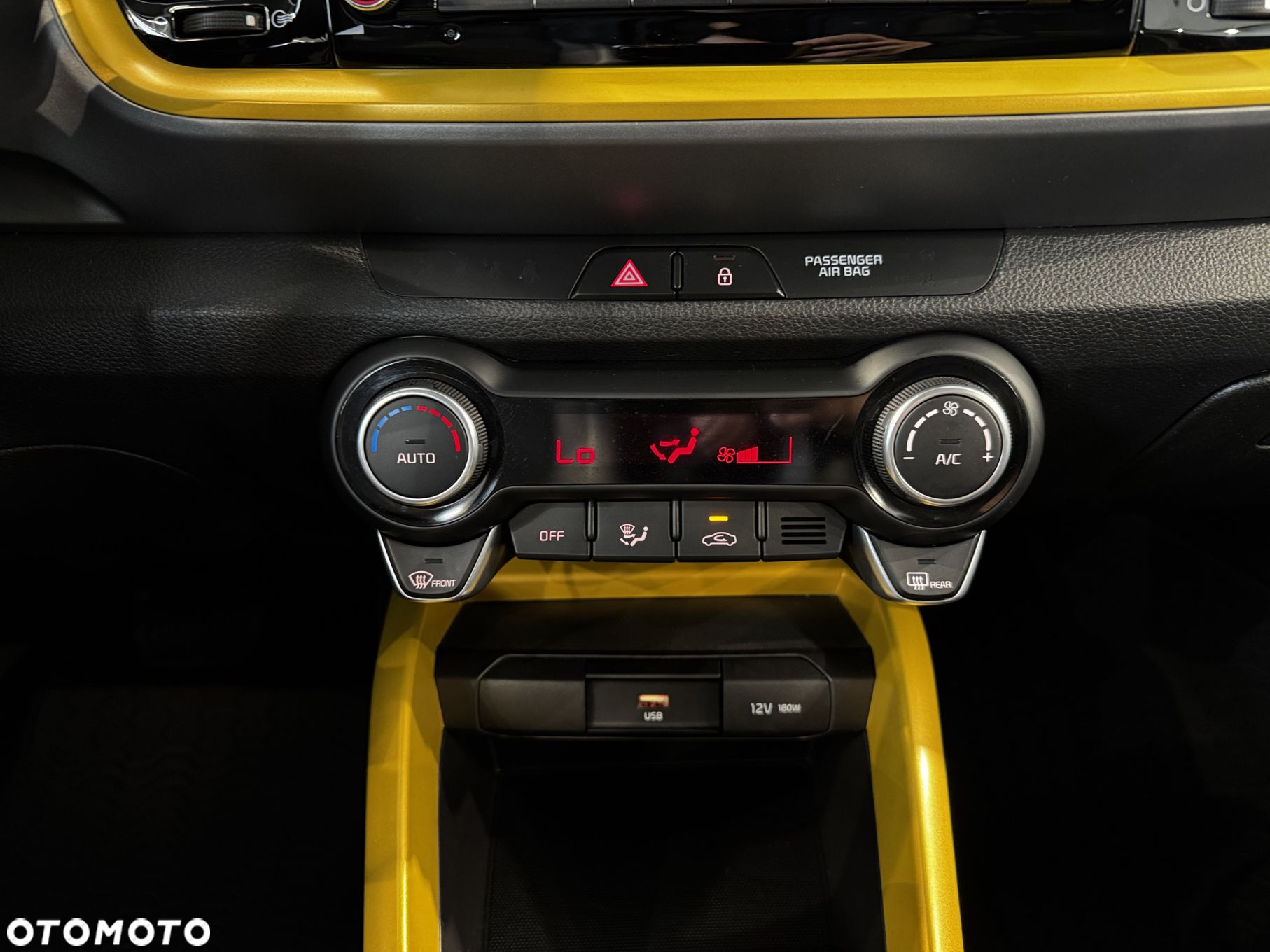 Kia Stonic - 22