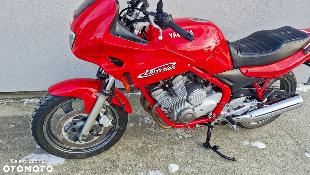 Yamaha XJ - 24