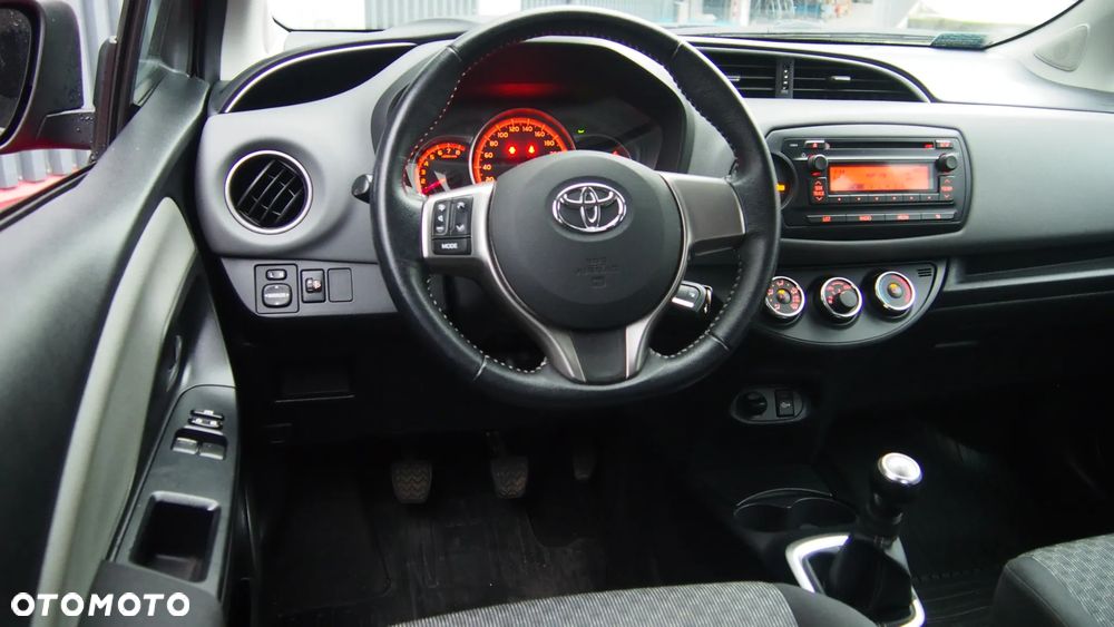 Toyota Yaris 1.0 Active EU6 - 20