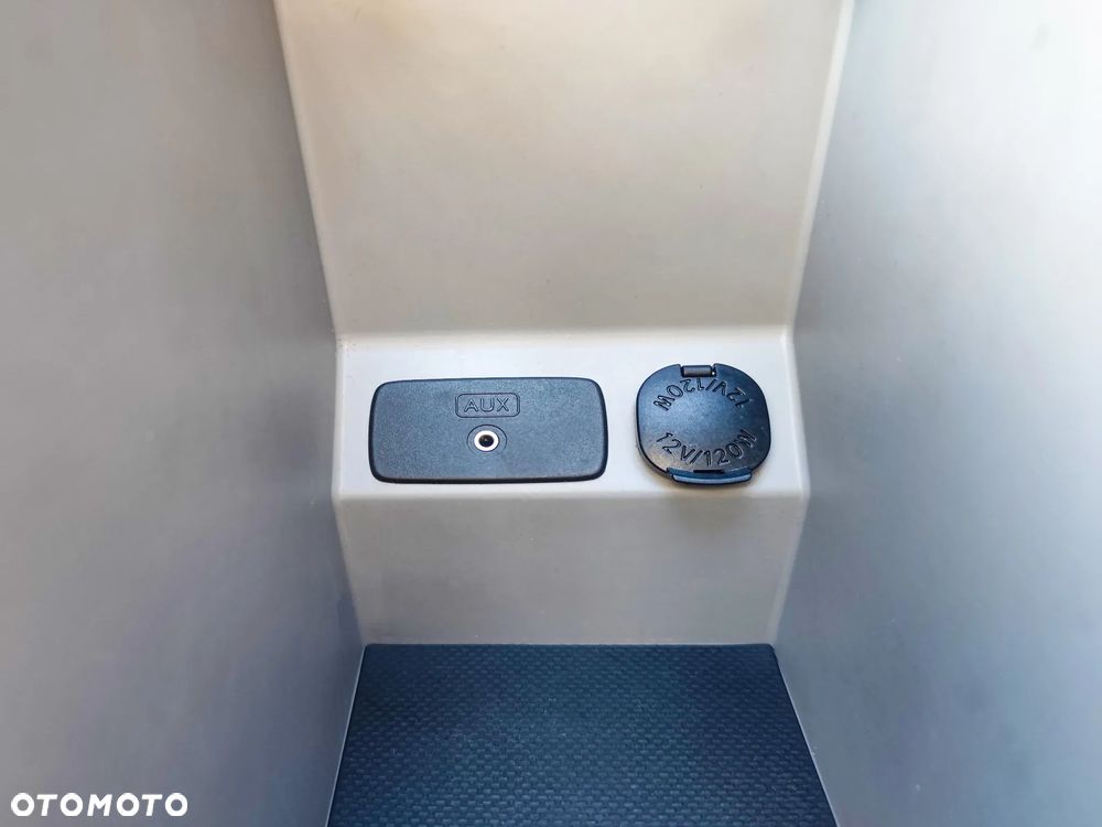 Subaru Forester 2.0 XE NAV Euro5 - 17