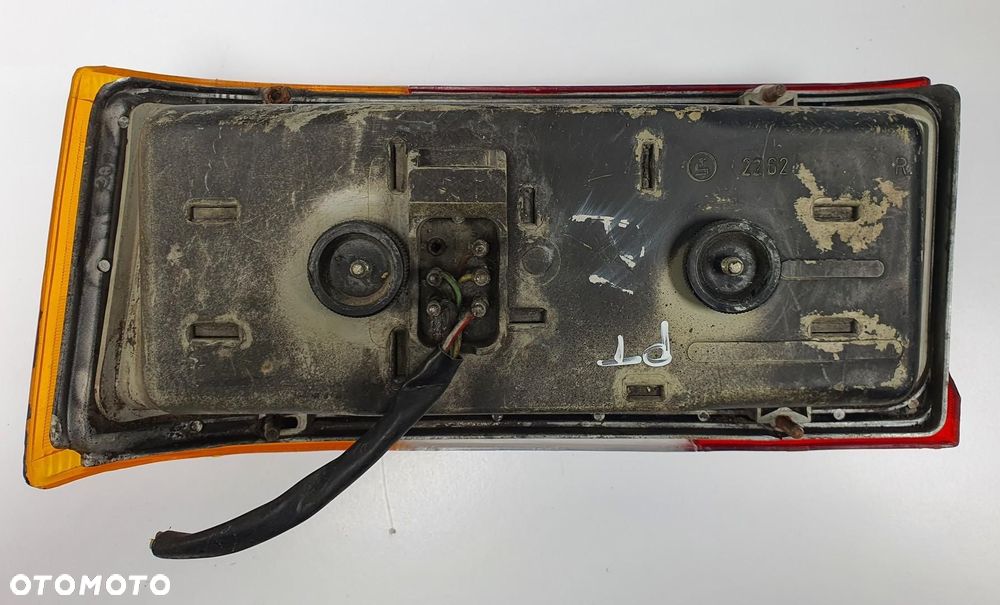 LAMPA PRAWY TYŁ TYLNA MERCEDES W115 W114 EUROPA - 7
