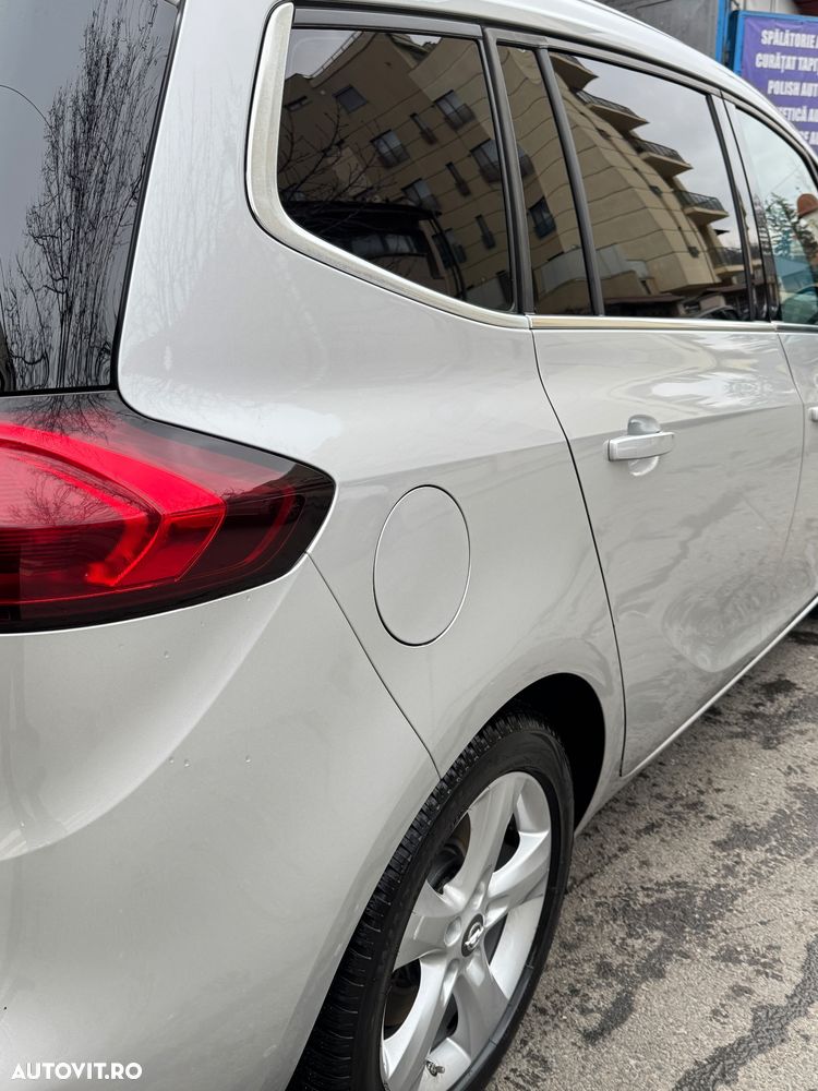 Opel Zafira 2.0 D (CDTI) Automatik Edition - 24