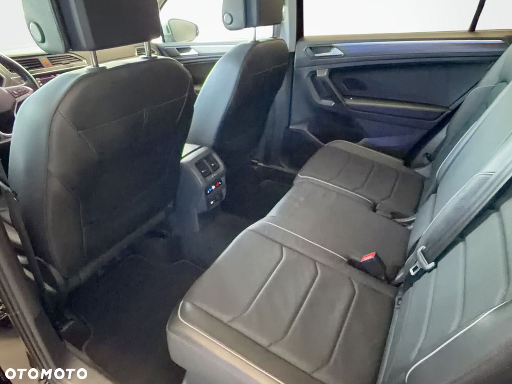 Volkswagen Tiguan Allspace - 13