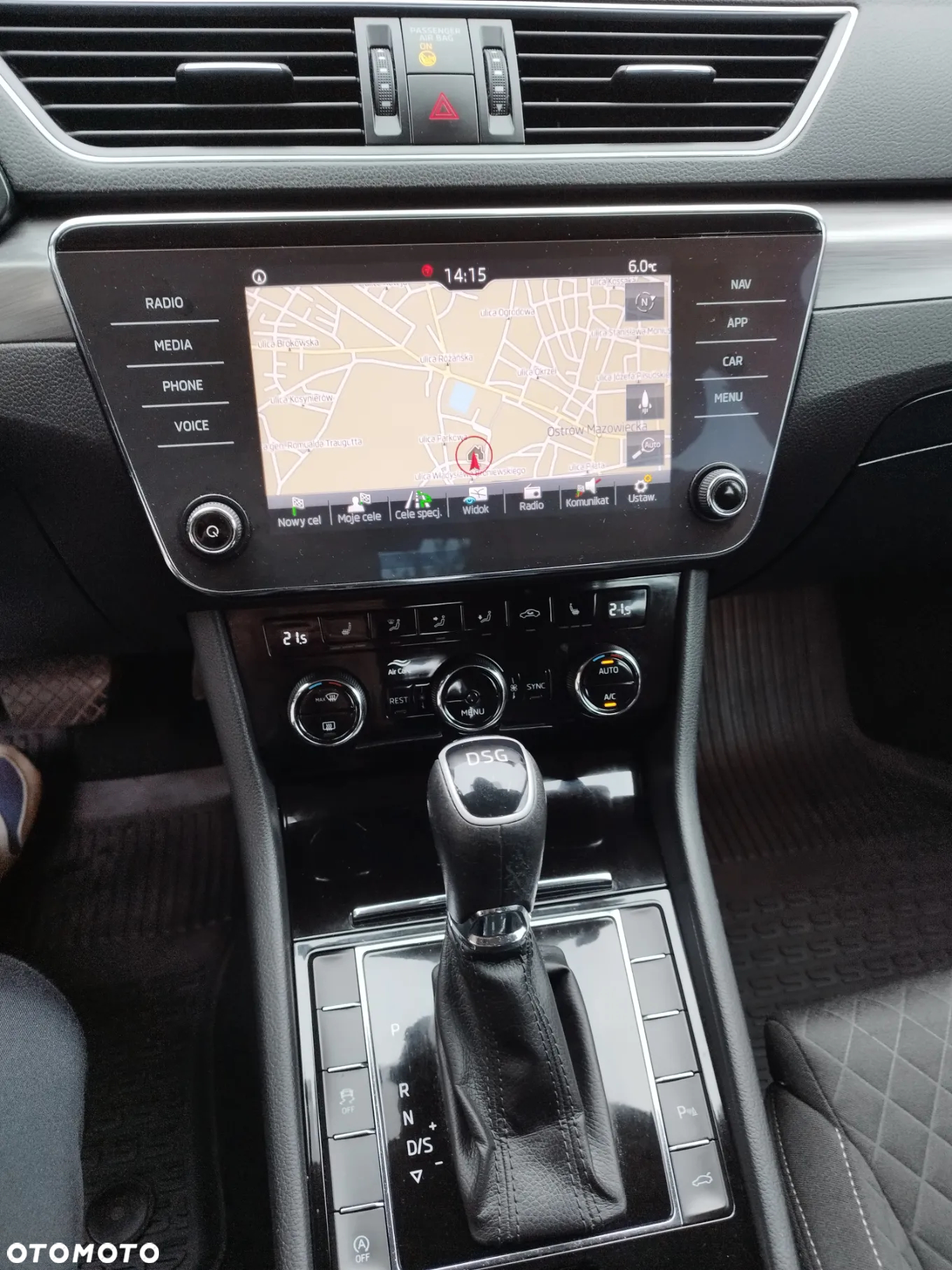 Skoda Superb 2.0 TDI Style DSG - 11