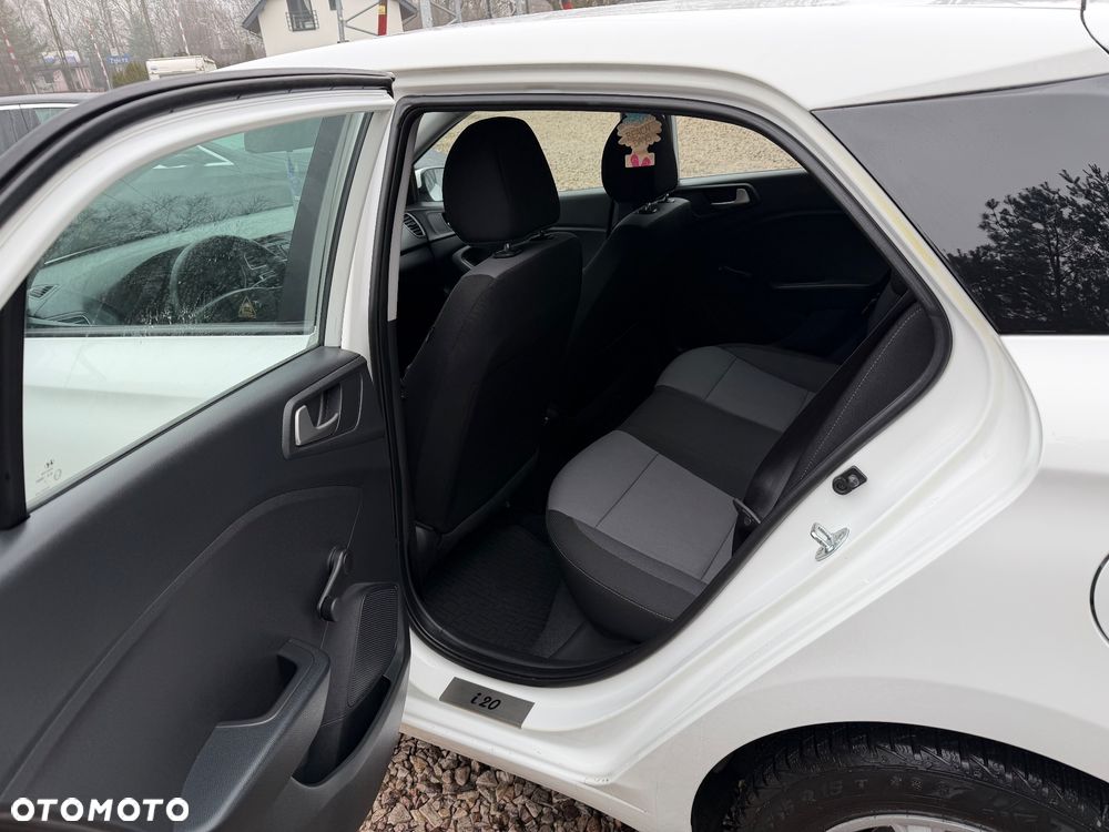 Hyundai i20 1.2 Classic Plus - 16