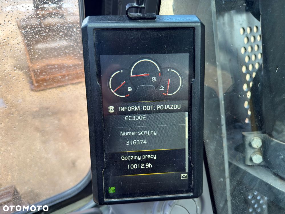 Volvo EC 300 EL - 34