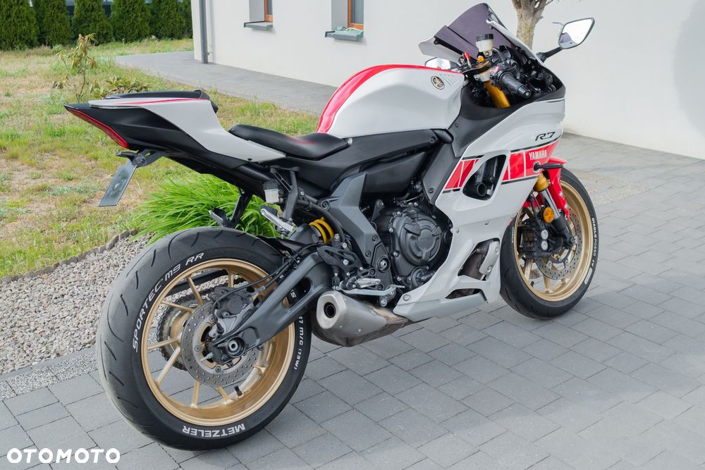 Yamaha R7 - 4