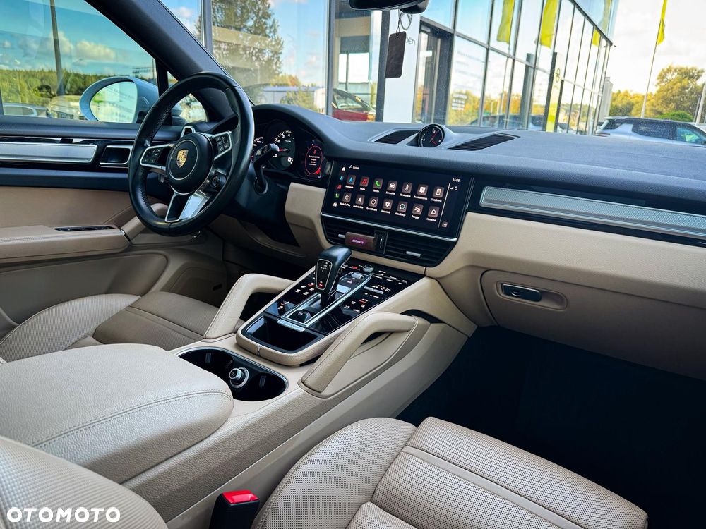 Porsche Cayenne Platinum Edition - 36