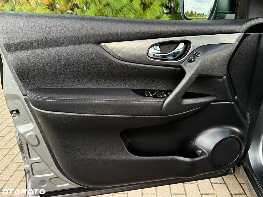 Nissan Qashqai 1.6 dCi Tekna S&S - 27
