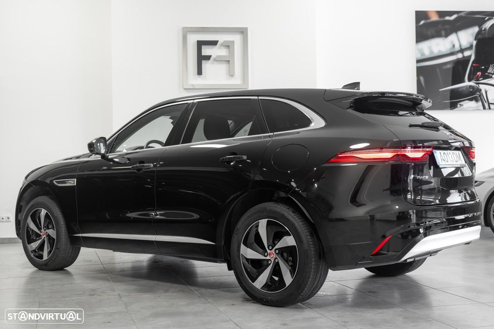 Jaguar F-Pace - 4