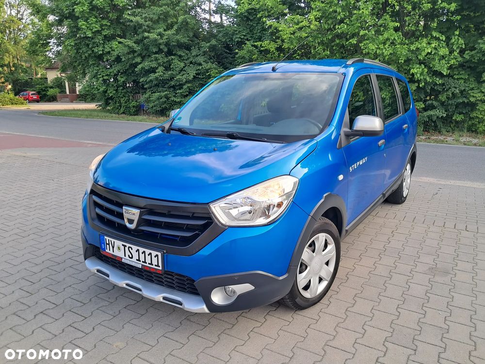 Dacia Lodgy TCe 115 Stepway - 1