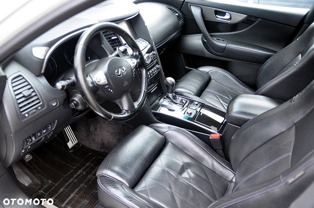 Infiniti QX70 3.0d S - 7