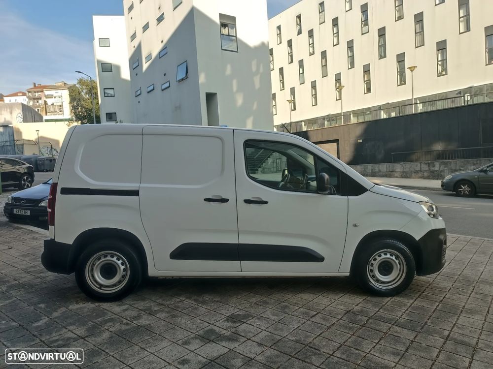 Citroën BERLINGO 102cv 3 LUGARES NACIONAL - 6