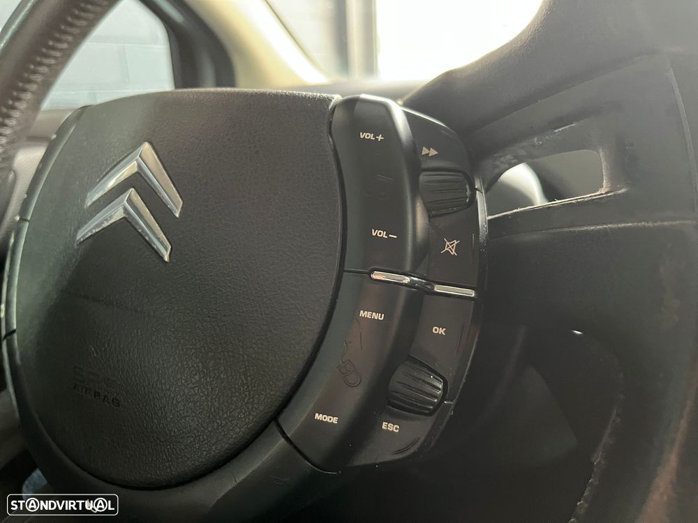 Citroën C4 1.6 HDi Exclusive Airdream - 25
