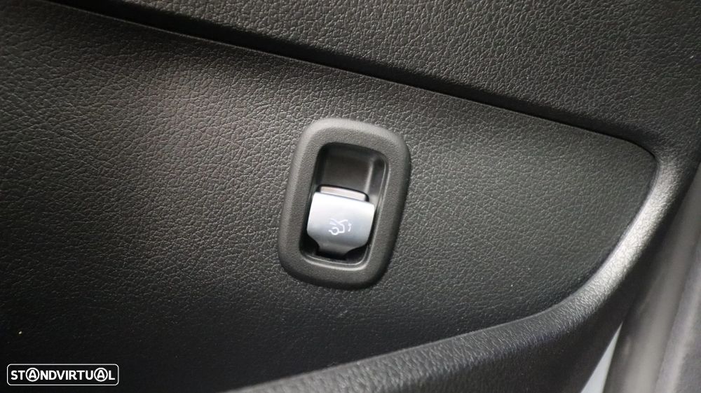 Mercedes-Benz C 220 d Avantgarde - 27