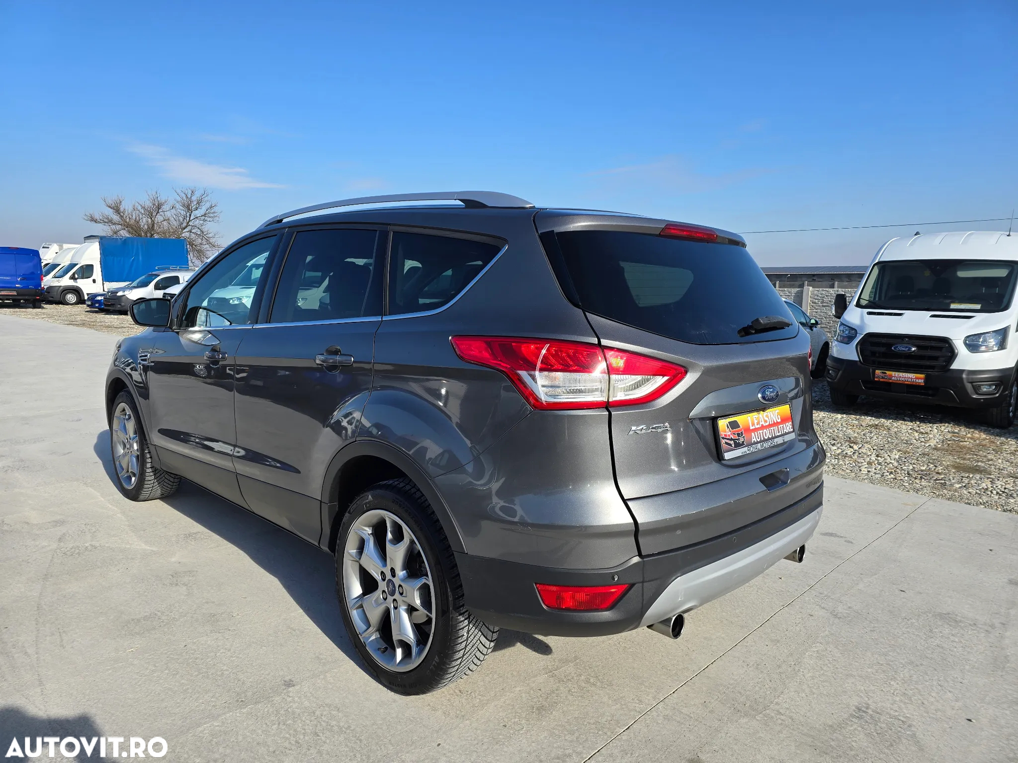 Ford Kuga 2.0 TDCi 4WD Powershift Titanium - 9