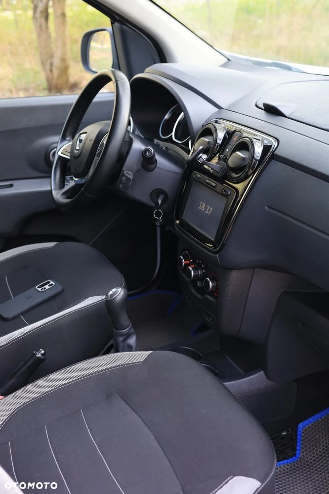 Dacia Lodgy 1.6 SCe Stepway S&S - 14