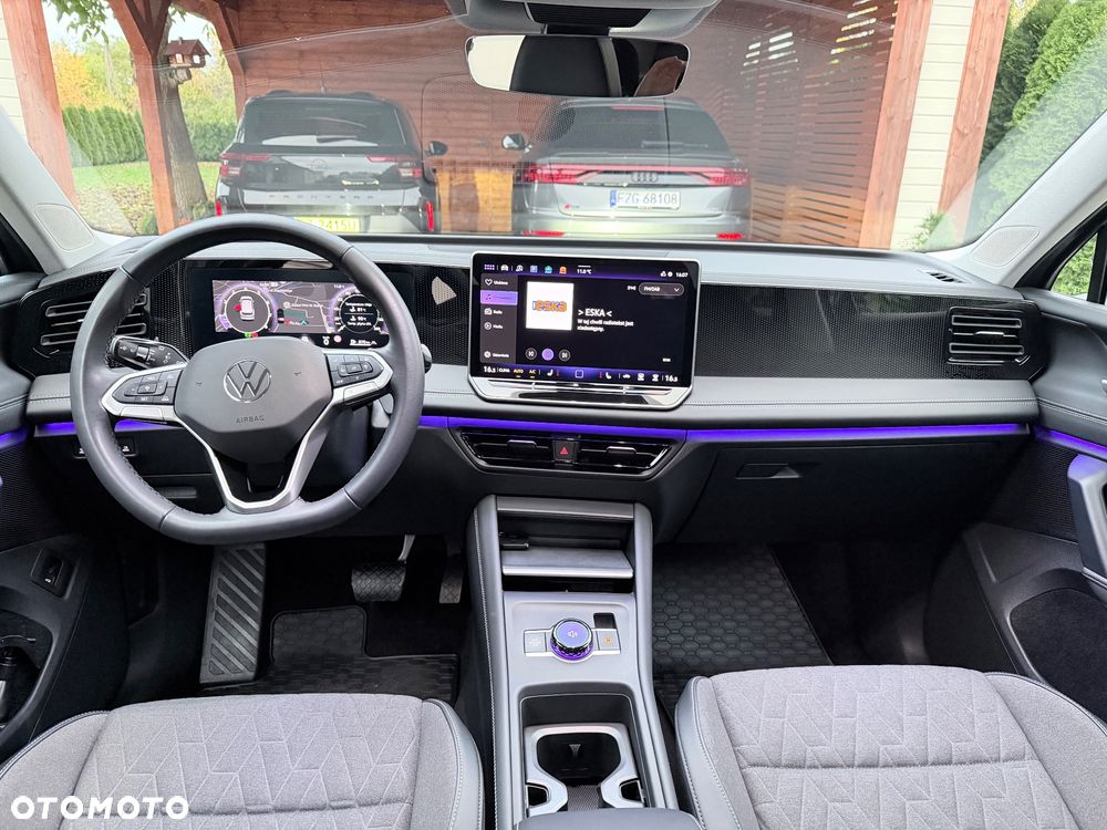 Volkswagen Tiguan - 5