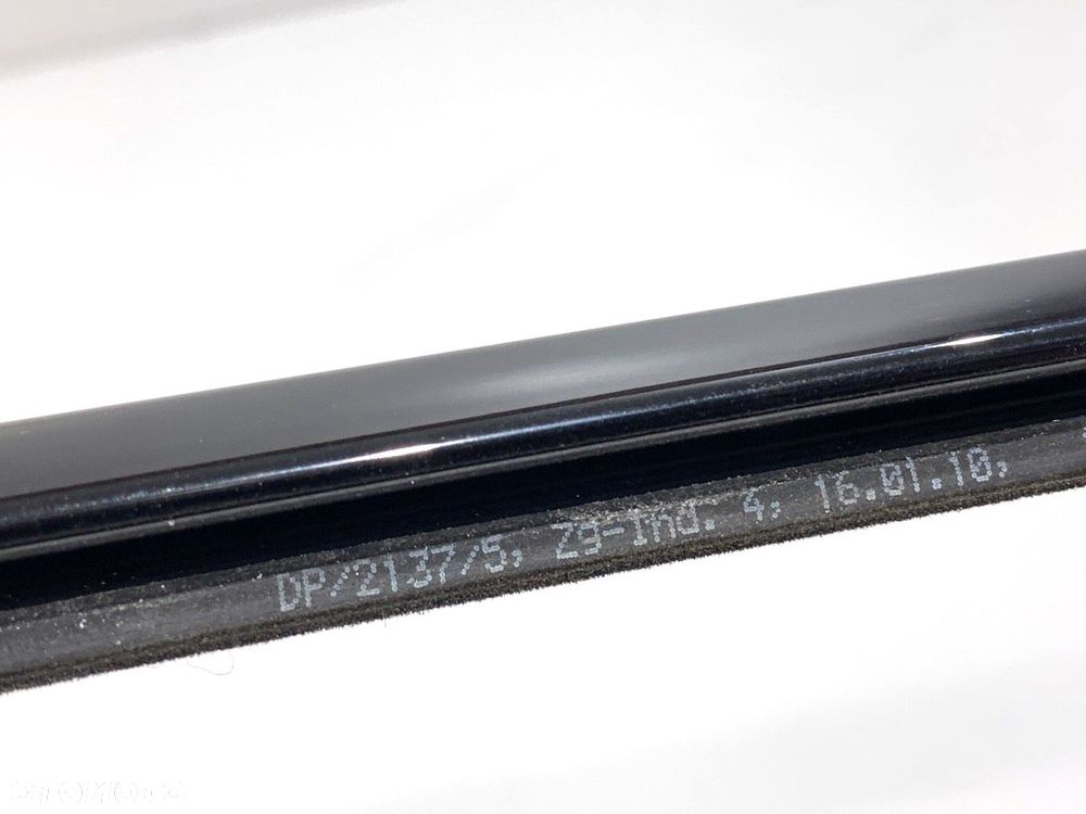 LISTWA ZGARNIAJĄCA TYŁ LEWY  BMW 5 Gran Turismo (F07) 2009 - 2017 520 d 135 kW [184 KM] olej - 4