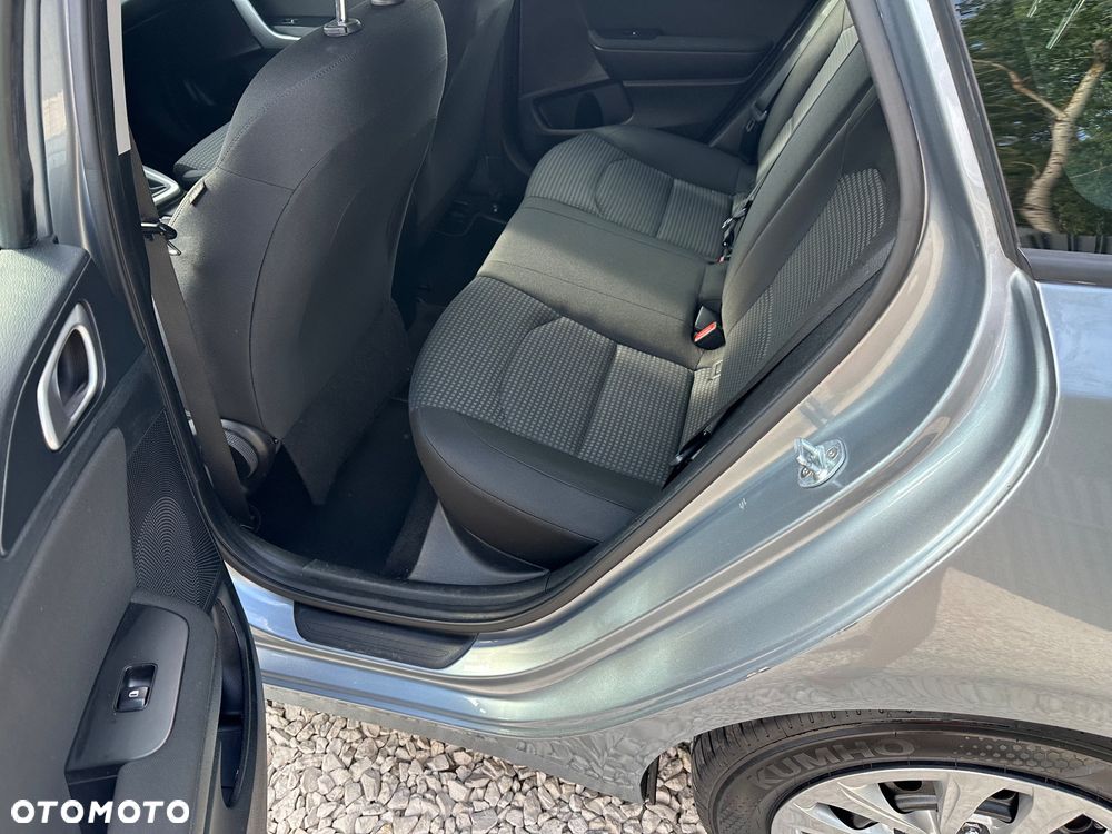 Kia Ceed 1.4 L - 16