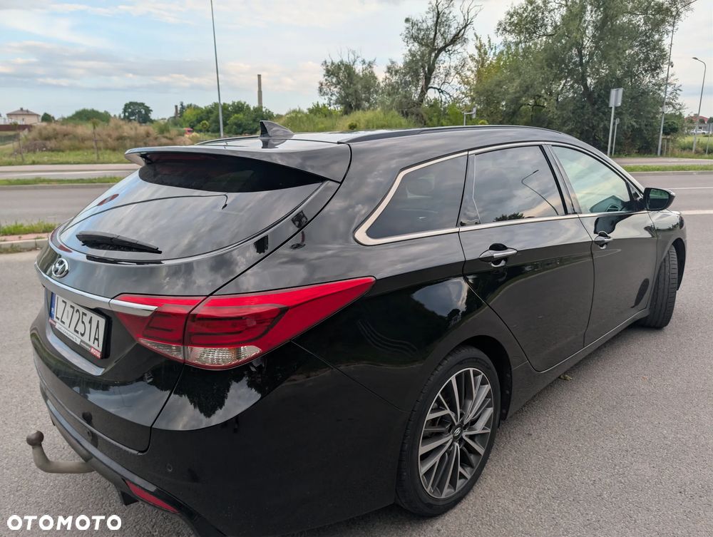 Hyundai i40 Kombi 1.7 CRDi Premium - 14