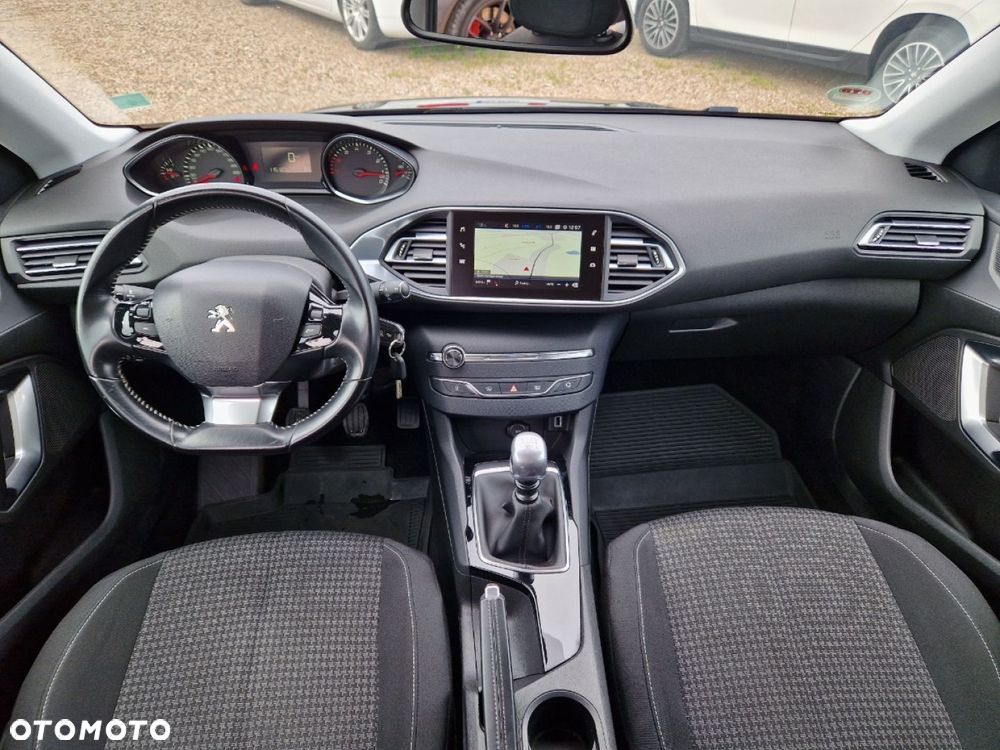 Peugeot 308 - 7